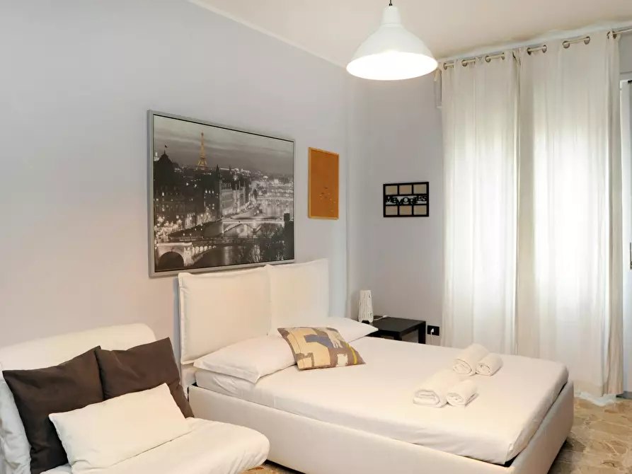 Immagine 1 di Appartamento in affitto  in Via Zurigo a Milano