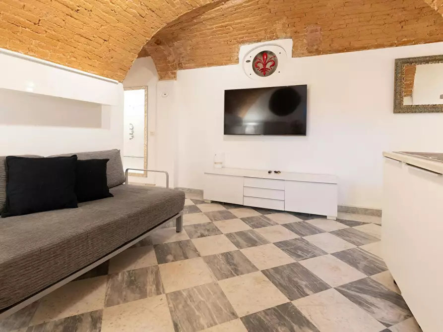 Immagine 1 di Appartamento in affitto  in Piazza Massimo D'Azeglio a Firenze