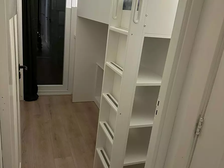 Immagine 1 di Camera in affitto  in Mijnsherenlaan a Rotterdam