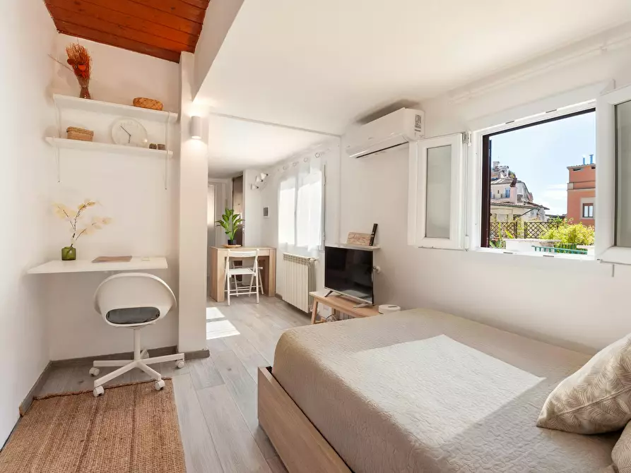 Immagine 1 di Appartamento in affitto  in Via Torino a Roma