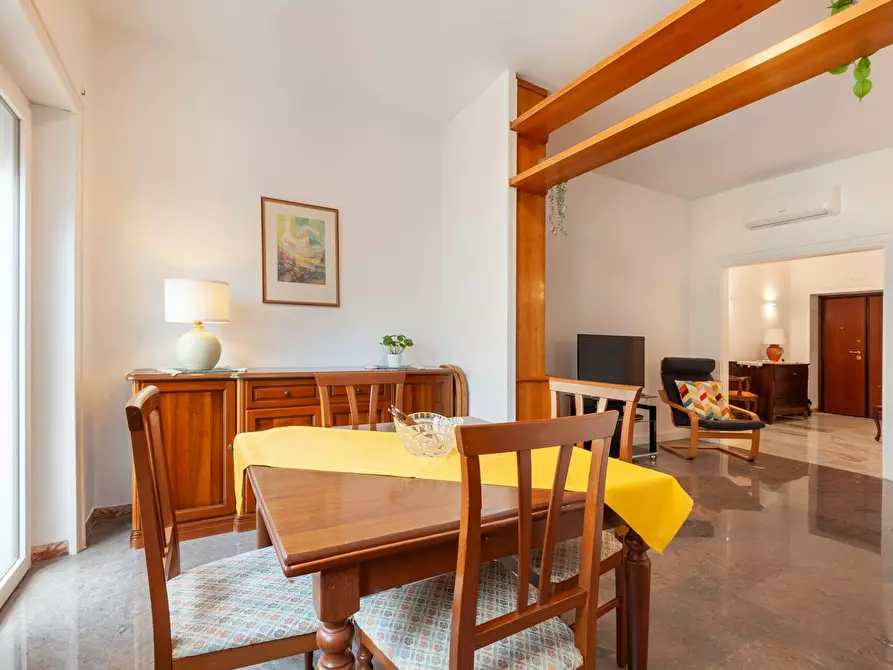 Immagine 4 di Appartamento in affitto  in Via Baldo degli Ubaldi a Roma