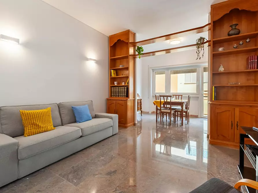 Immagine 1 di Appartamento in affitto  in Via Baldo degli Ubaldi a Roma