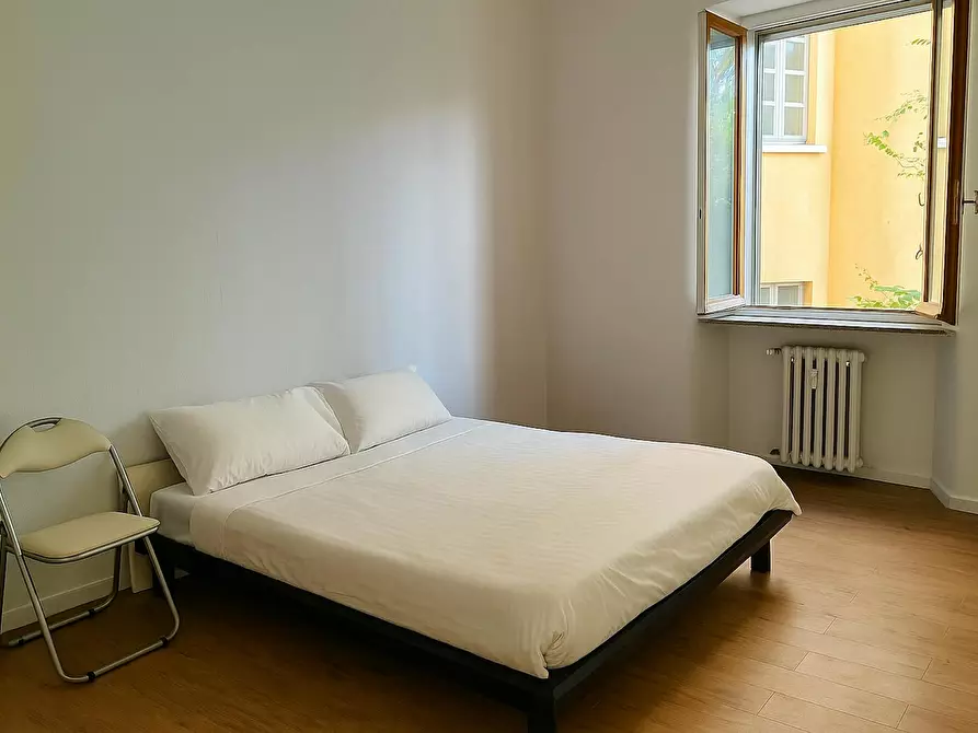 Immagine 1 di Camera in affitto  in Via Giuseppe Bardelli a Milano