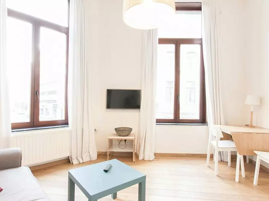 Immagine 4 di Appartamento in affitto  in Rue Berckmans a Saint-Gilles