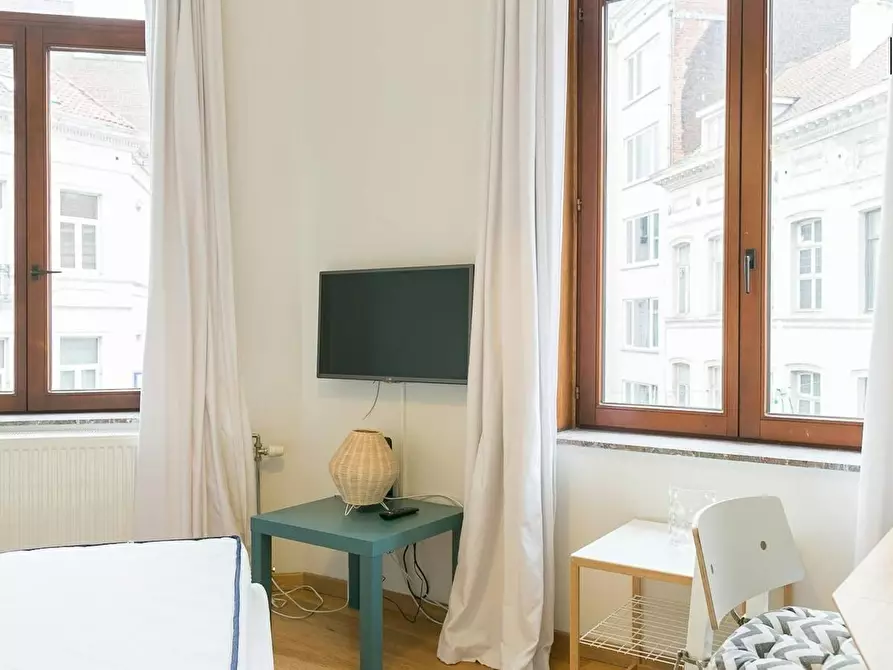 Immagine 2 di Appartamento in affitto  in Rue Berckmans a Saint-Gilles