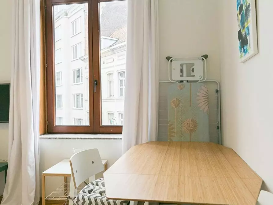 Immagine 3 di Appartamento in affitto  in Rue Berckmans a Saint-Gilles