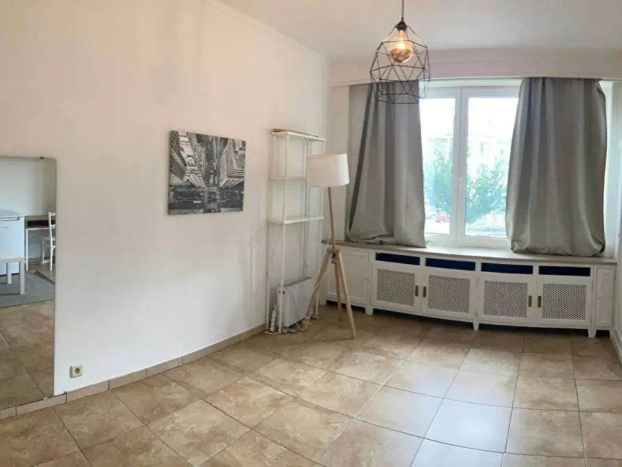 Immagine 10 di Appartamento in affitto  in Place de la Petite Suisse a Ixelles