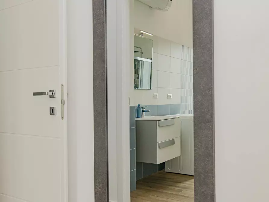 Immagine 8 di Appartamento in affitto  in Via Luca Signorelli a Milano