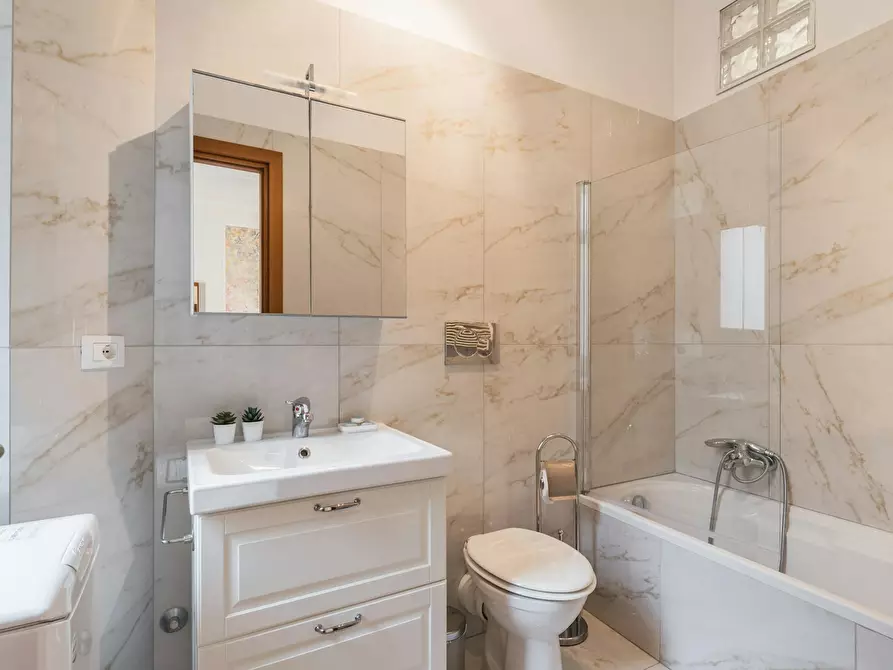 Immagine 4 di Appartamento in affitto  in Via Aldo Manuzio a Roma