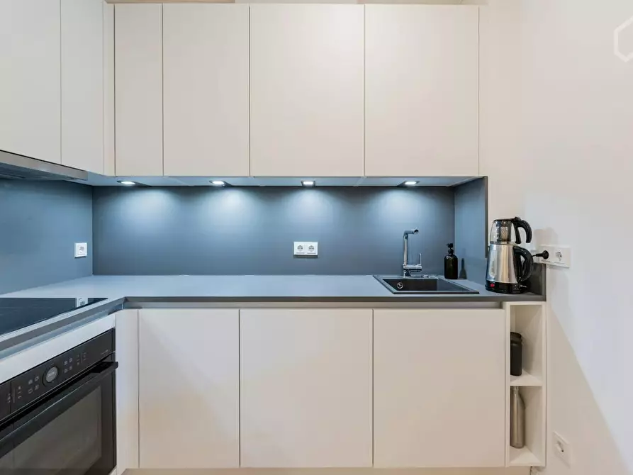 Immagine 7 di Appartamento in affitto  in Eichendorffstraße a Berlin