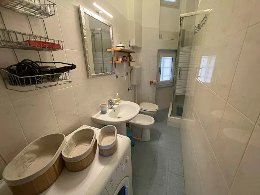 Immagine 10 di Appartamento in affitto  in Via Genova a Torino