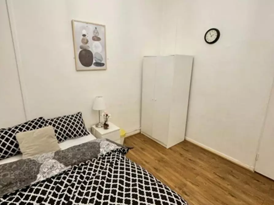 Immagine 5 di Camera in affitto  in Whitechapel Road a Poplar