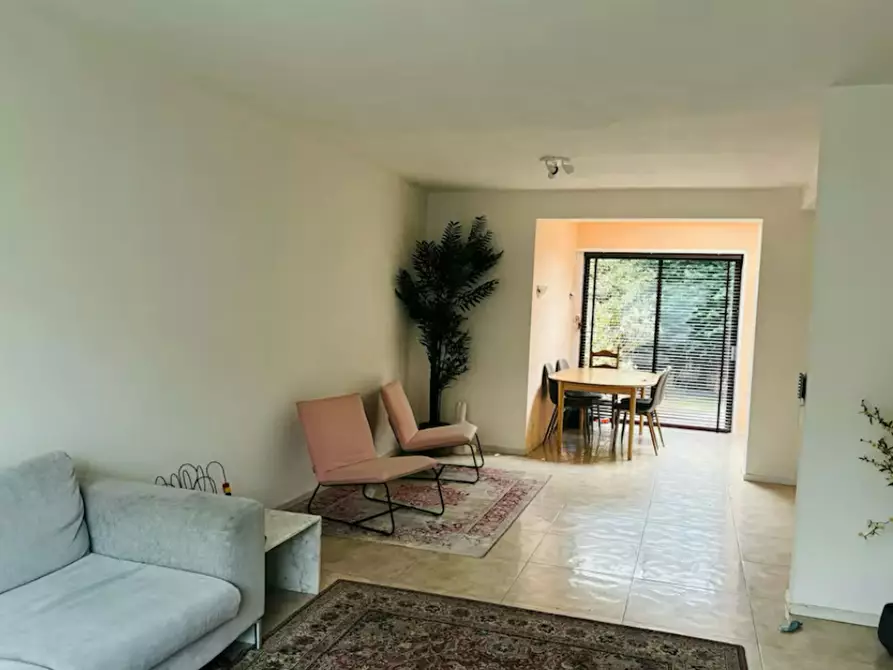 Immagine 1 di Casa indipendente in affitto  in Landsteinerstraat a Amsterdam