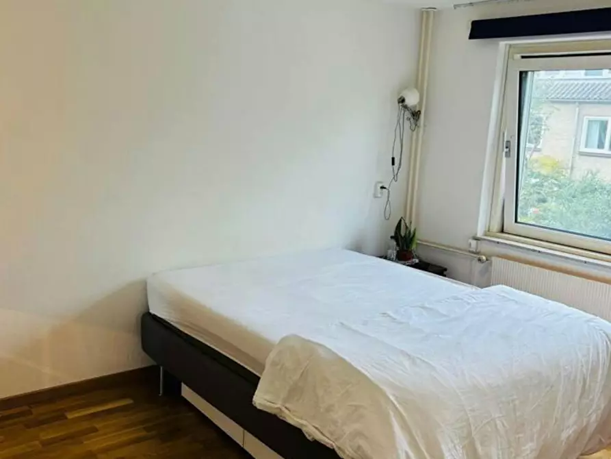 Immagine 2 di Casa indipendente in affitto  in Landsteinerstraat a Amsterdam