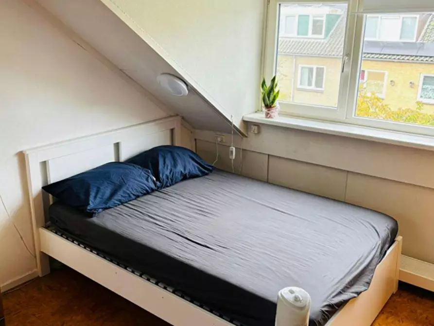 Immagine 3 di Casa indipendente in affitto  in Landsteinerstraat a Amsterdam