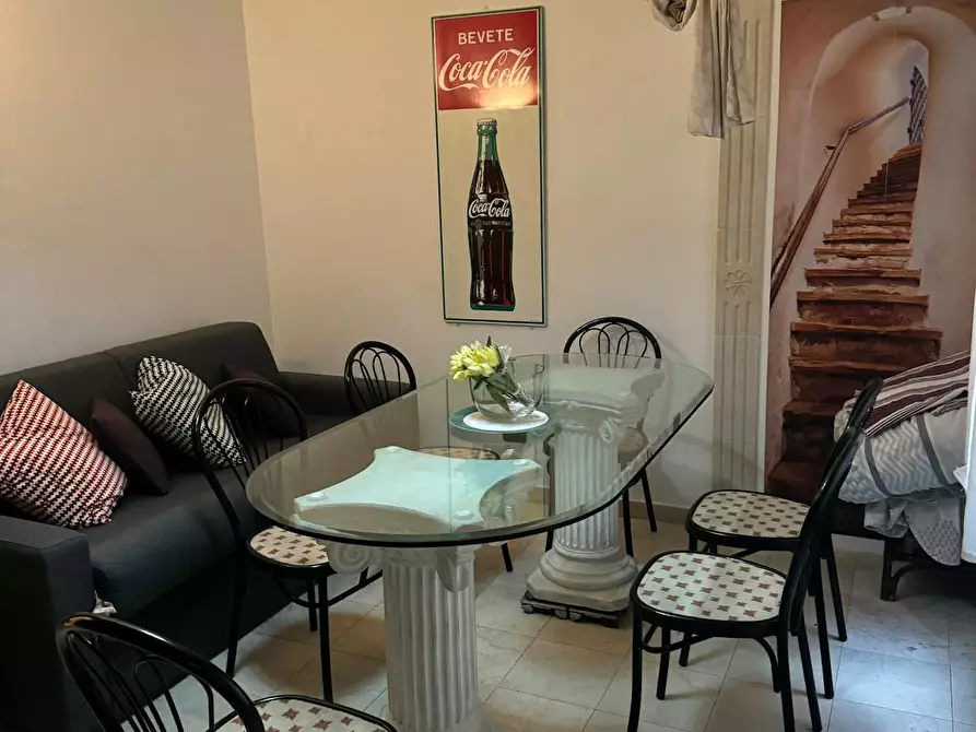 Immagine 10 di Appartamento in affitto  in Via dei Piatti a Milano