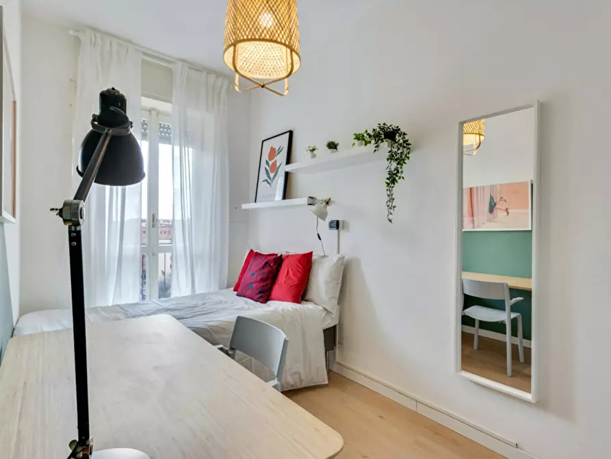 Immagine 1 di Camera in affitto  in Viale Evaristo Stefini a Milano