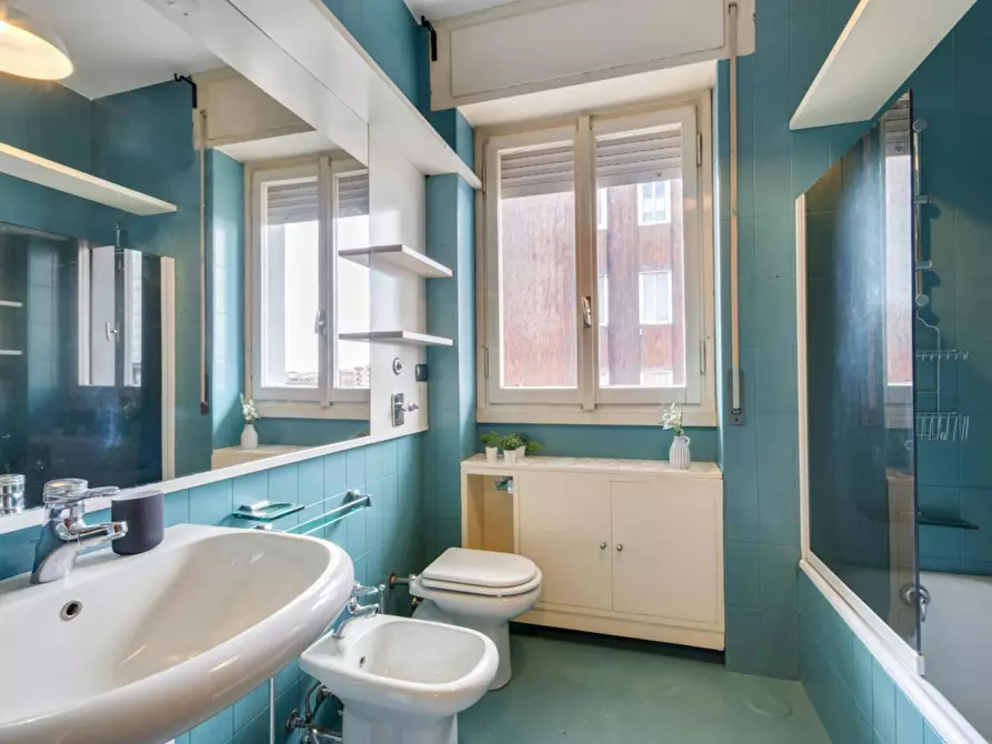 Immagine 5 di Camera in affitto  in Viale Evaristo Stefini a Milano