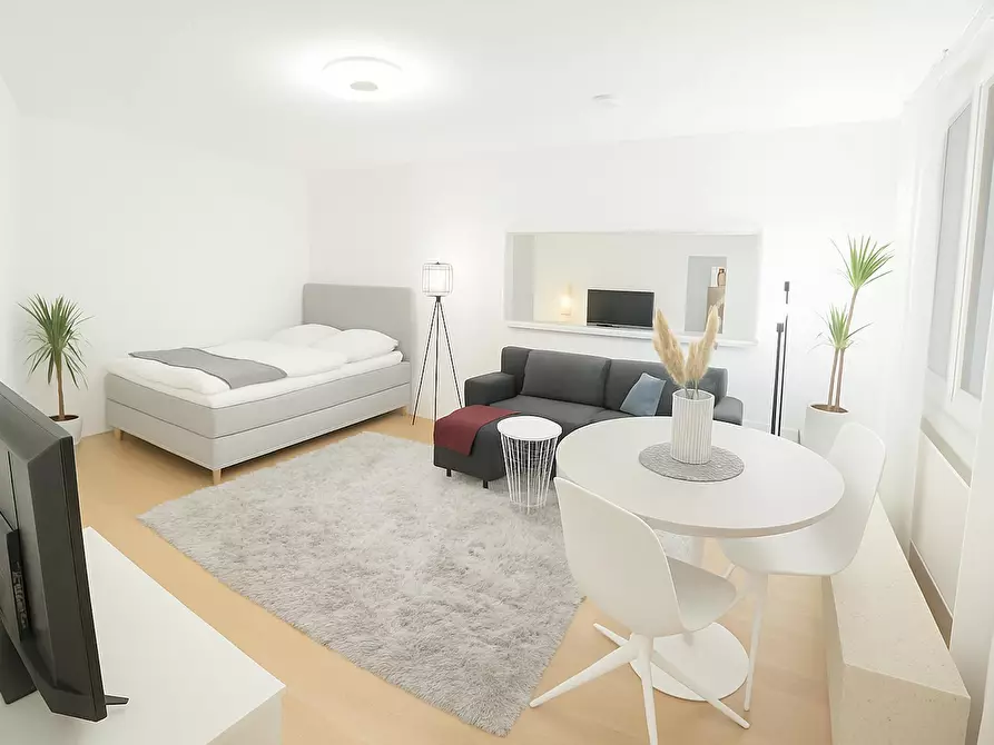 Immagine 1 di Appartamento in affitto  in Winzererstraße a München