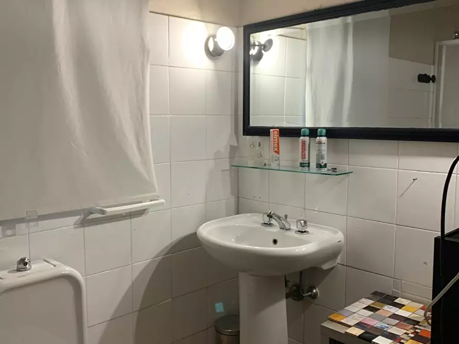 Immagine 5 di Camera in affitto  in Viale Giuseppe Mazzini a Firenze