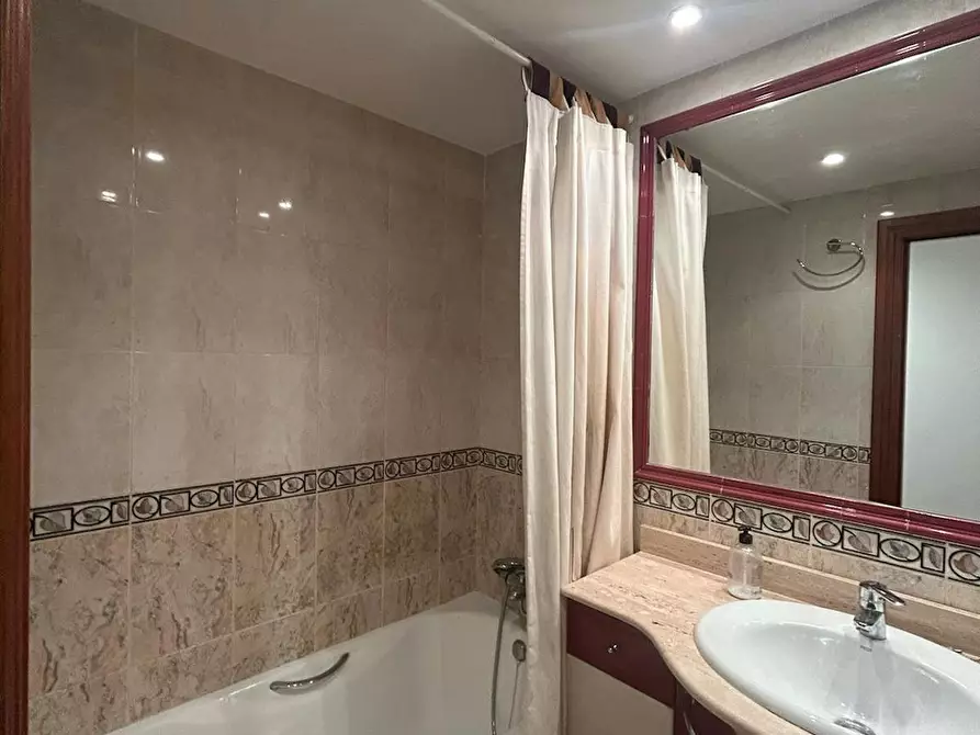 Immagine 3 di Camera in affitto  in Calle de Santa Lucía a Zaragoza