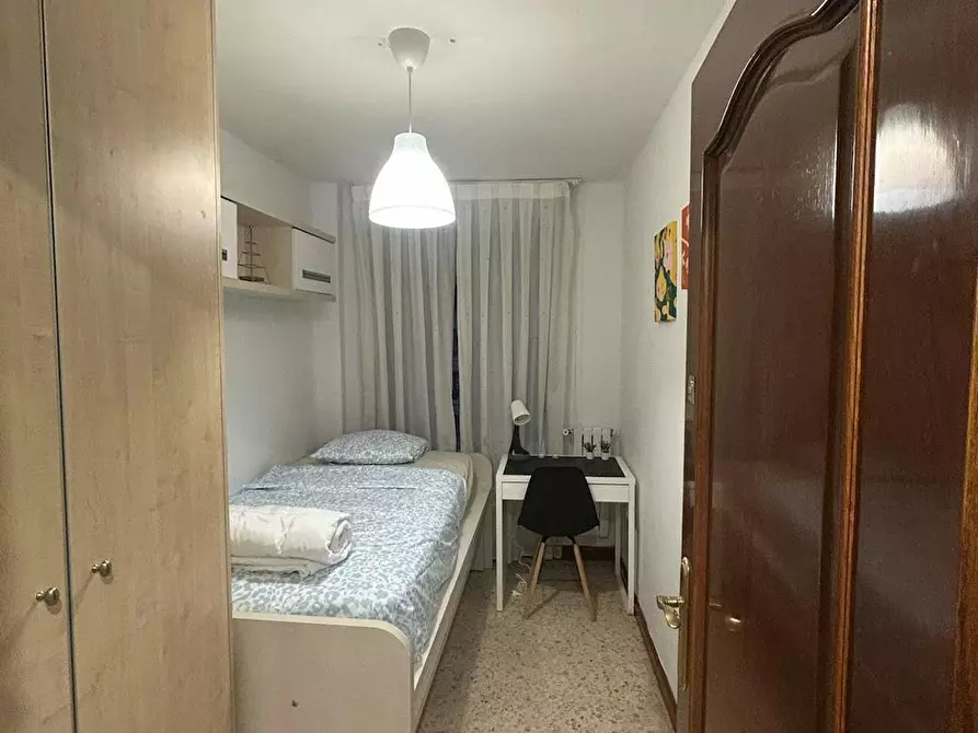 Immagine 1 di Camera in affitto  in Calle de Santa Lucía a Zaragoza