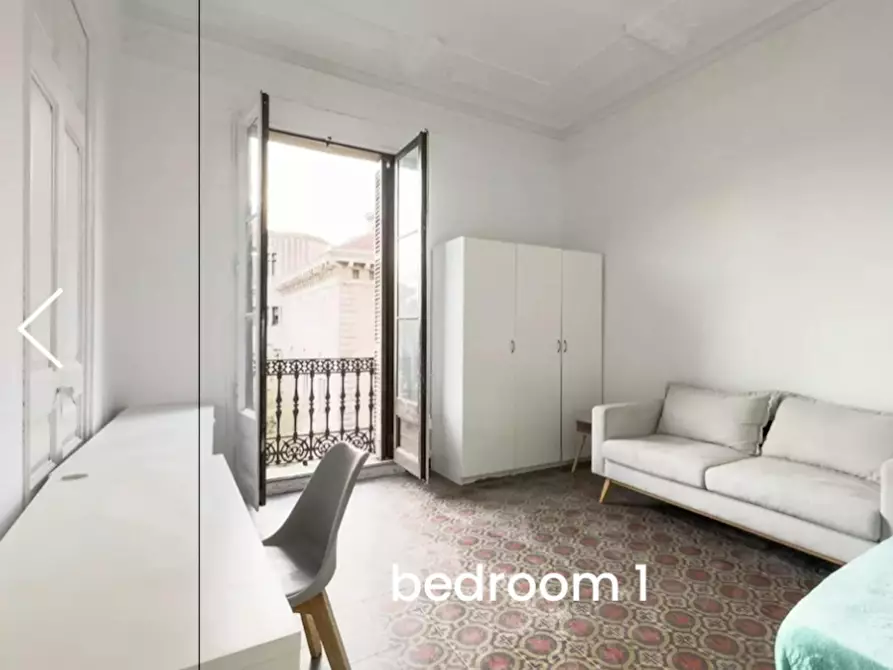 Immagine 2 di Camera in affitto  in Carrer de Balmes a Barcelona