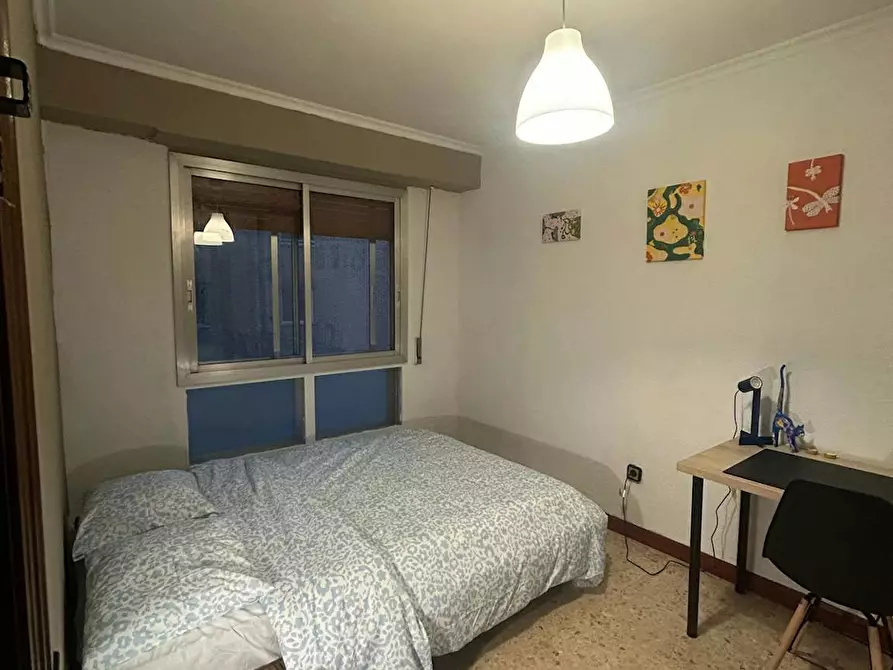Immagine 1 di Camera in affitto  in Calle de Santa Lucía a Zaragoza
