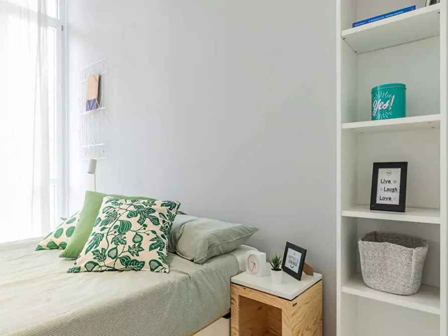 Immagine 2 di Camera in affitto  in Viale Bligny a Milano