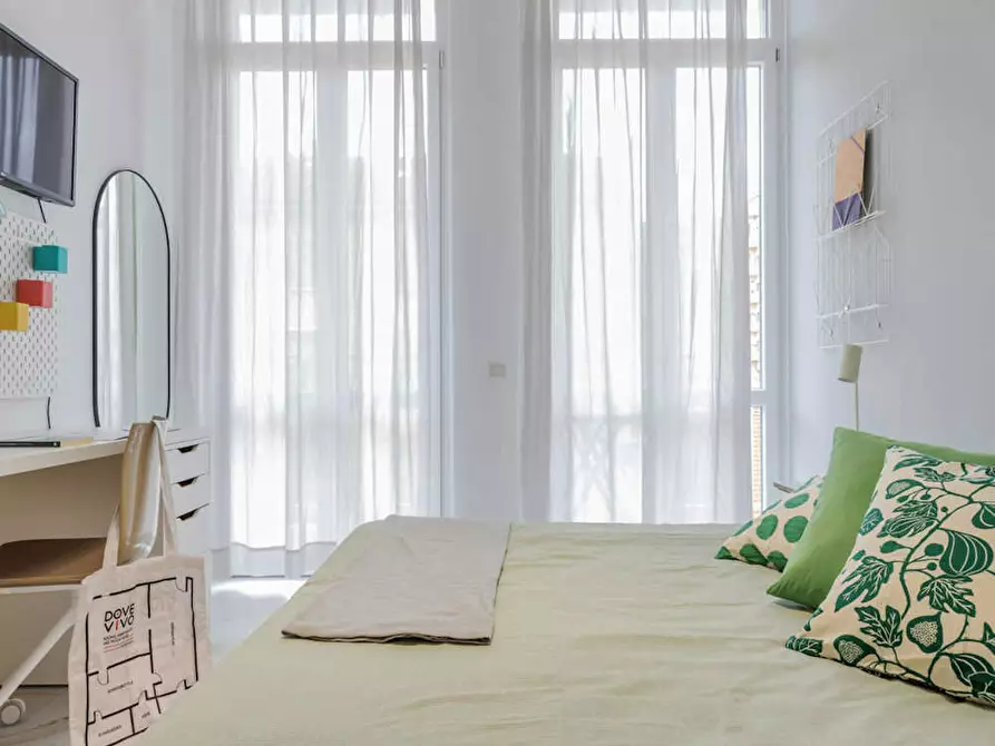 Immagine 8 di Camera in affitto  in Viale Bligny a Milano