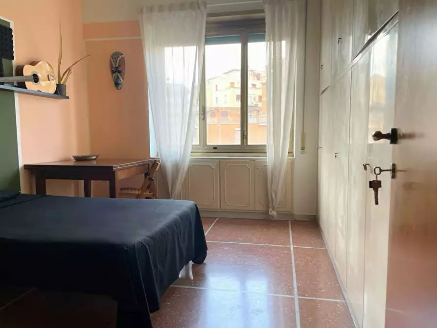 Immagine 2 di Camera in affitto  in Piazza Irnerio a Roma