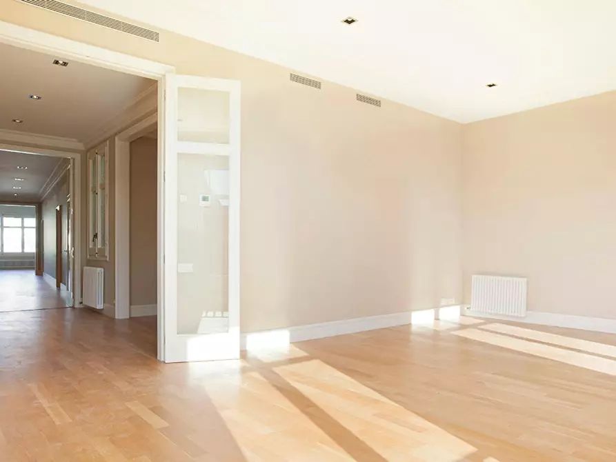 Immagine 3 di Appartamento in affitto  in Carrer de Muntaner a Barcelona