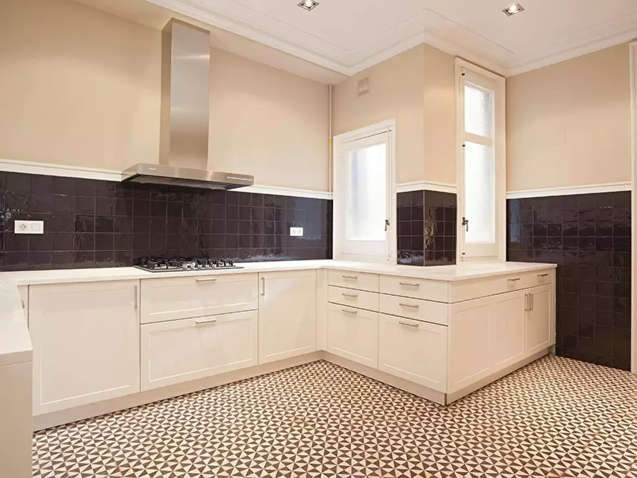 Immagine 5 di Appartamento in affitto  in Carrer de Muntaner a Barcelona