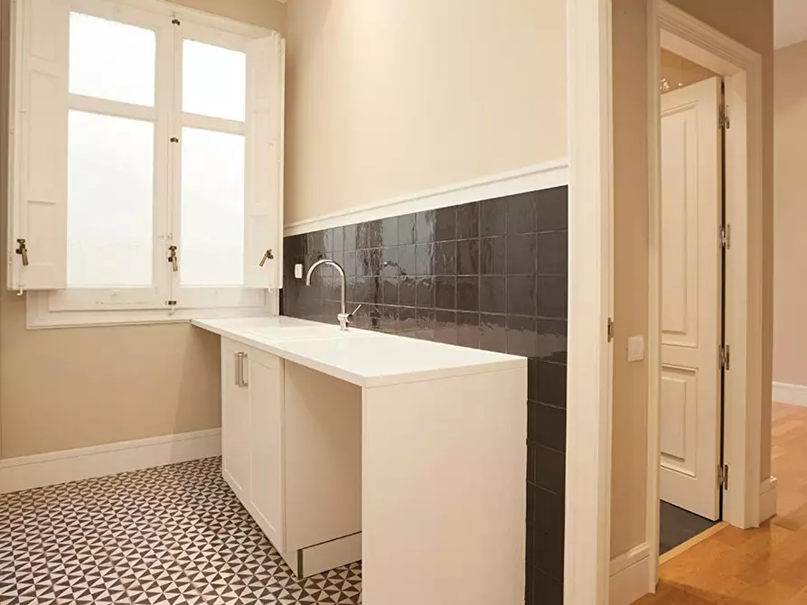 Immagine 8 di Appartamento in affitto  in Carrer de Muntaner a Barcelona