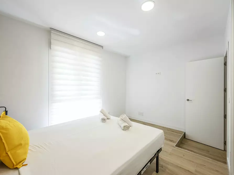 Immagine 4 di Appartamento in affitto  in Calle Ayamonte a Madrid