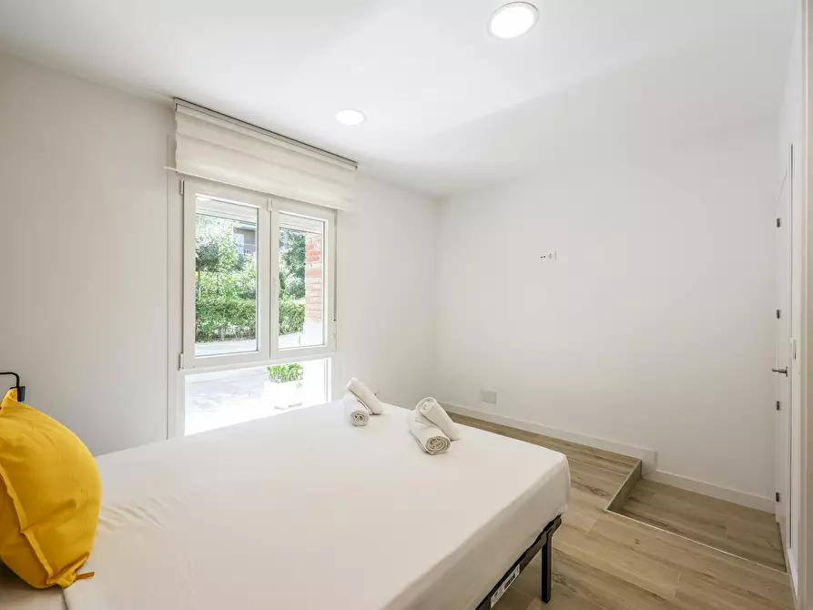 Immagine 5 di Appartamento in affitto  in Calle Ayamonte a Madrid