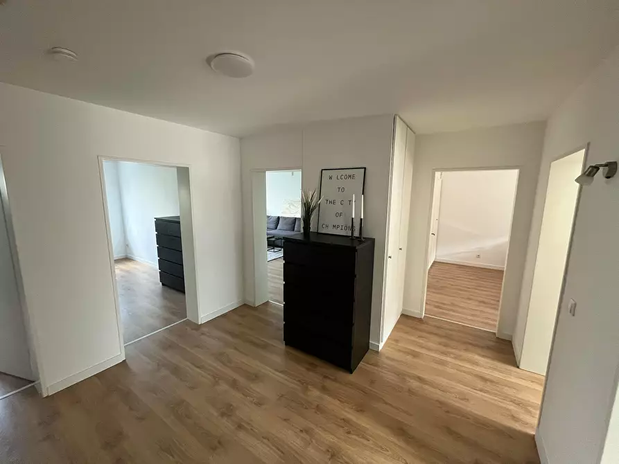 Immagine 7 di Appartamento in affitto  in Brückenstraße a Düsseldorf