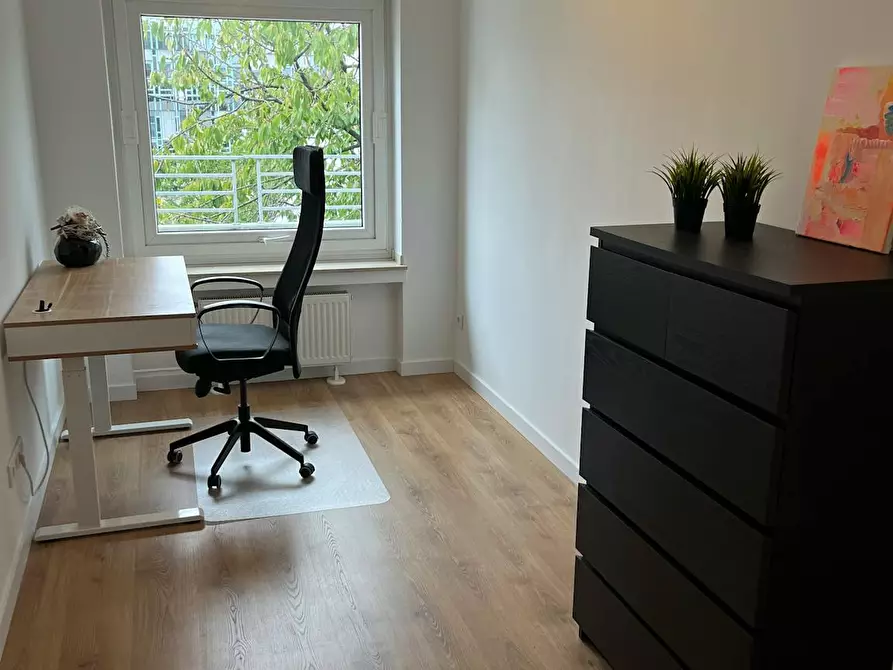 Immagine 6 di Appartamento in affitto  in Brückenstraße a Düsseldorf