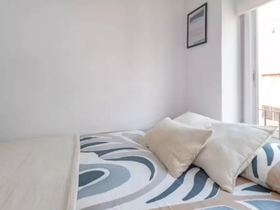 Immagine 5 di Camera in affitto  in Calle del Arquitecto Vidal a Alicante/Alacant