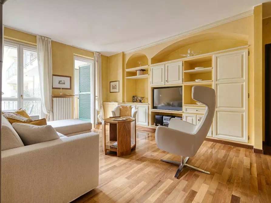 Immagine 9 di Appartamento in affitto  in Via Scaldasole a Milano