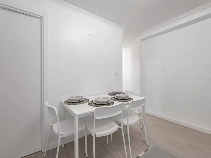 Immagine 8 di Camera in affitto  in Carrer Colón a Paiporta