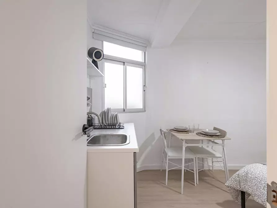 Immagine 9 di Camera in affitto  in Carrer Colón a Paiporta