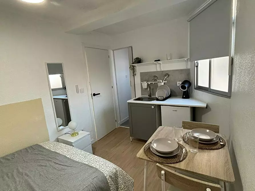 Immagine 2 di Camera in affitto  in Carrer Colón a Paiporta