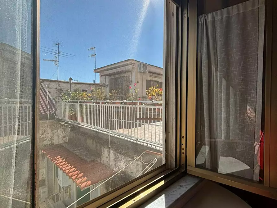 Immagine 6 di Appartamento in affitto  in Via Santa Teresa degli Scalzi a Napoli