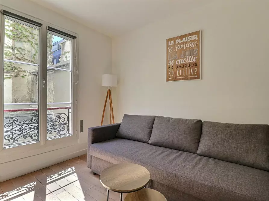 Immagine 6 di Appartamento in affitto  in Rue Eugène Varlin a Paris