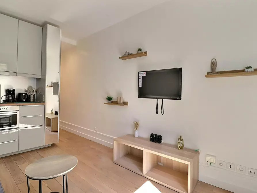 Immagine 5 di Appartamento in affitto  in Rue Eugène Varlin a Paris