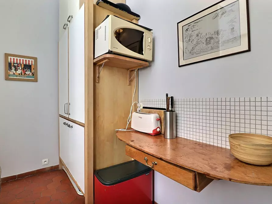 Immagine 8 di Appartamento in affitto  in Rue de Nesle a Paris 06