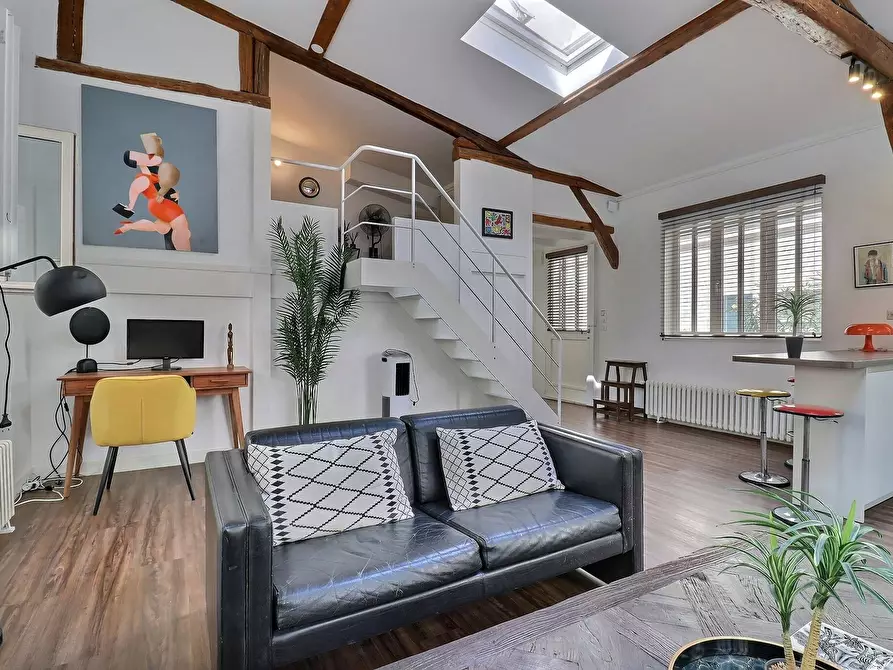 Immagine 7 di Appartamento in affitto  in Rue de l'Agent Bailly a Paris