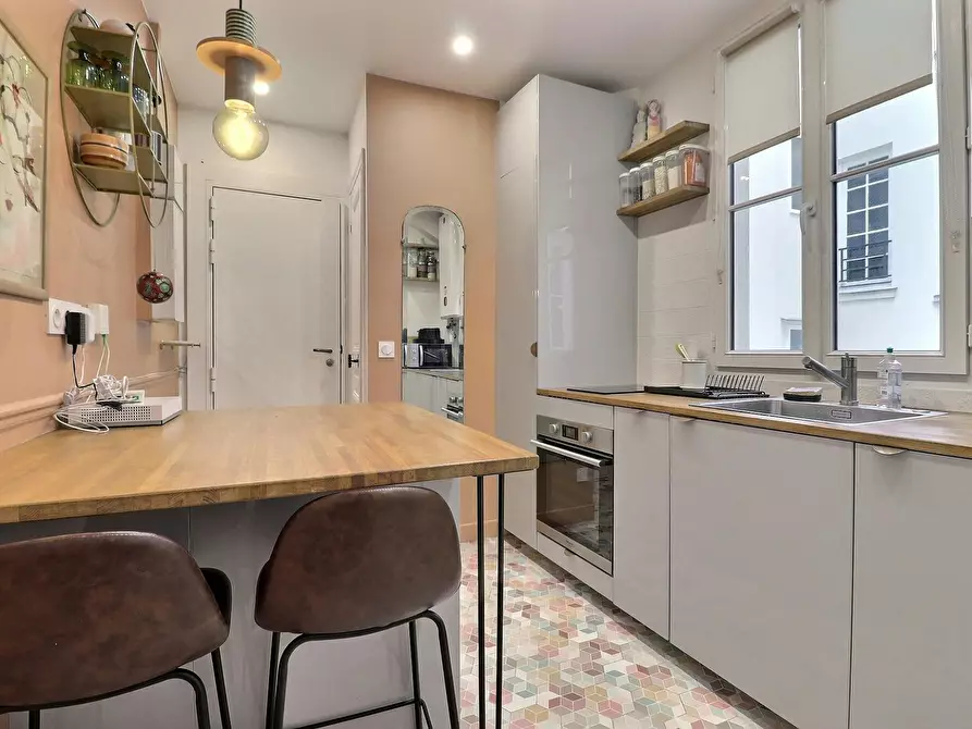 Immagine 10 di Appartamento in affitto  in Rue Camille Tahan a Paris 18