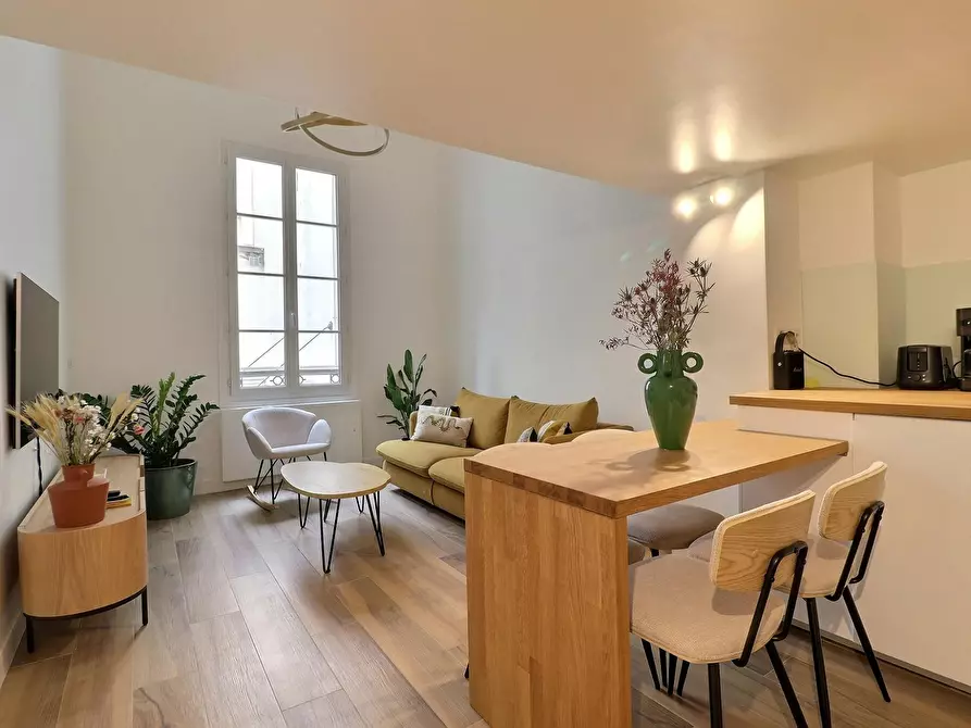 Immagine 1 di Appartamento in affitto  in Quai de Jemmapes a Paris